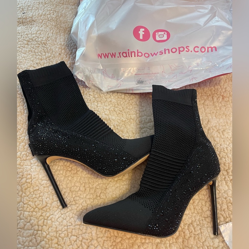 Woman black heels